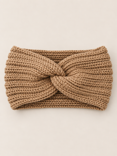 Oorwarmers dames in het camel, wol – Nora Janne