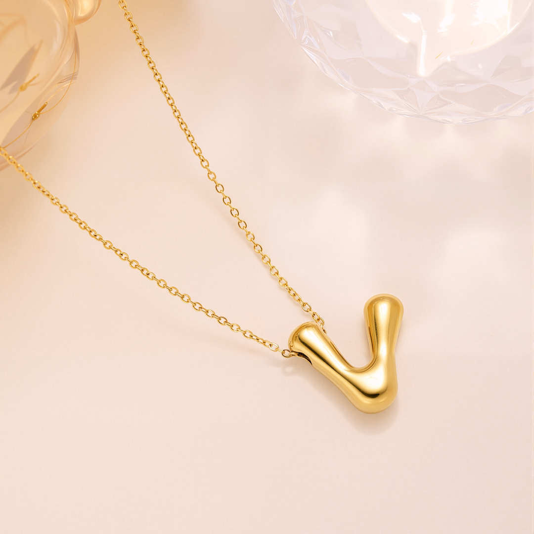 letterketting met letter V