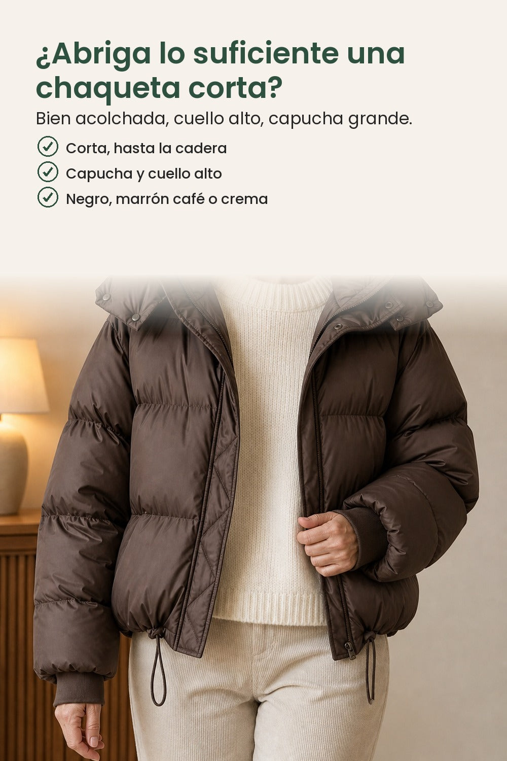 Plumífero corto con capucha – ¿abriga una chaqueta corta? Bien acolchada, con capucha