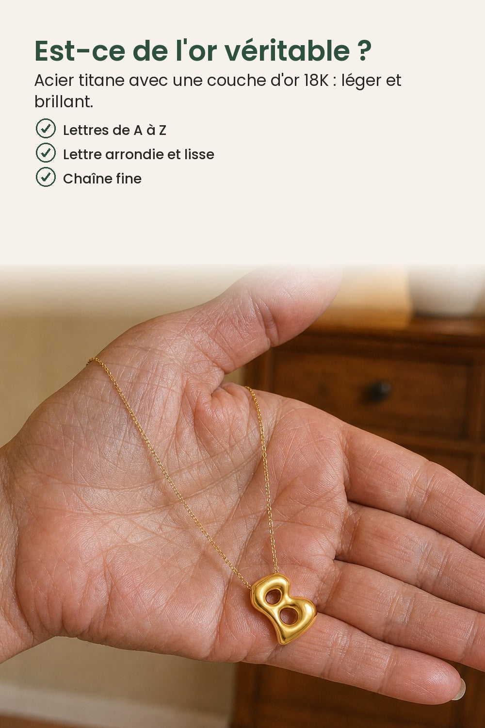 Collier lettre avec dorure or 18K – est-ce de l&