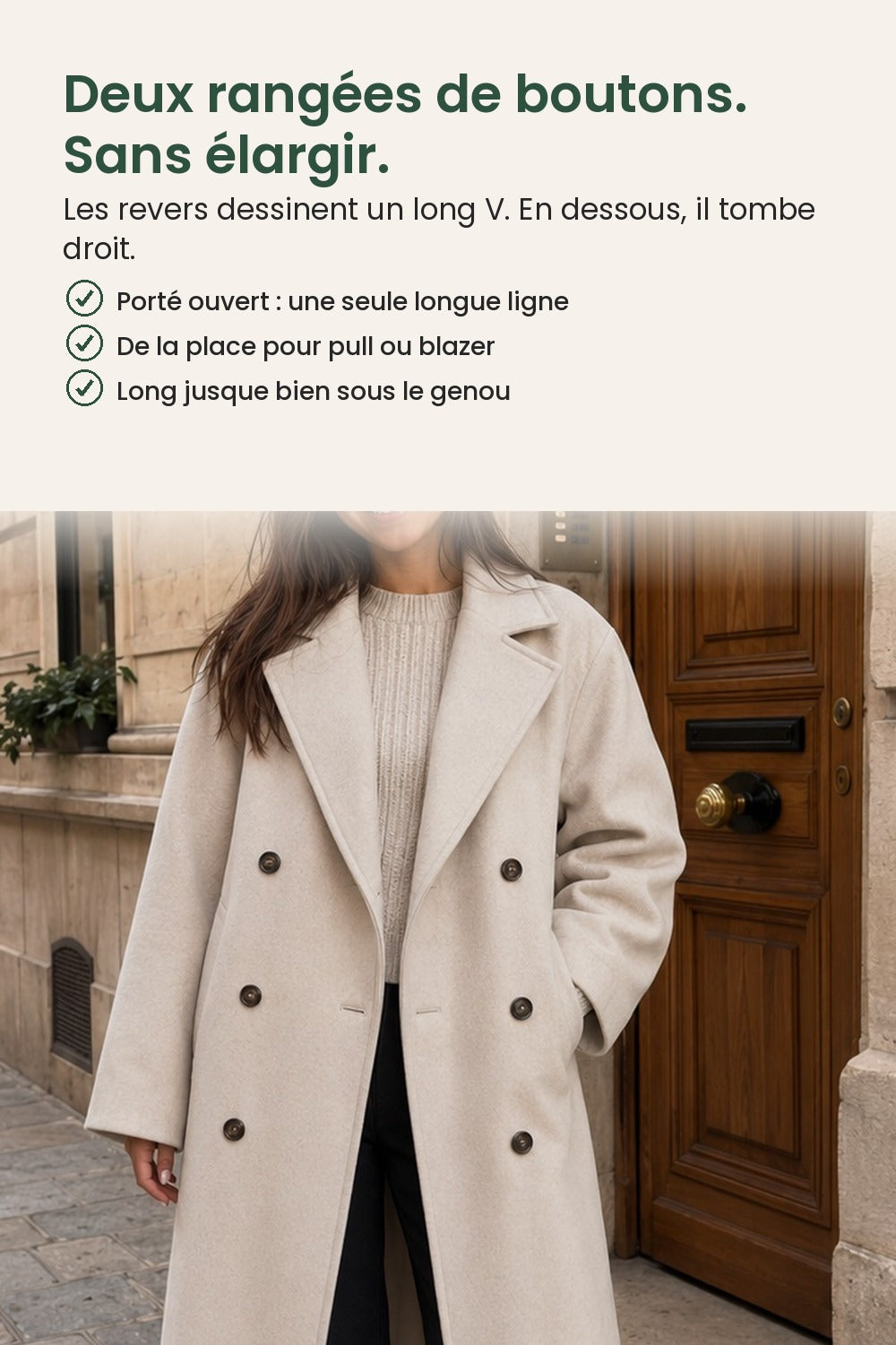 Manteau classique avec col à revers et double boutonnage – deux rangées de boutons. Sans élargir. Les revers dessinent un long V