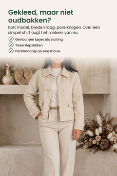 [nl] Kort vestje met parelknopen en brede kraag – gekleed, maar niet oudbakken? Kort model, brede kraag, parelknopen