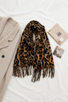 sjaal met luipaardprint in camel