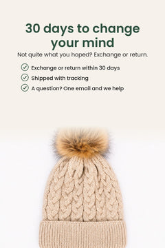 [en] Knitted Pompom Hat – 30 days to change your mind