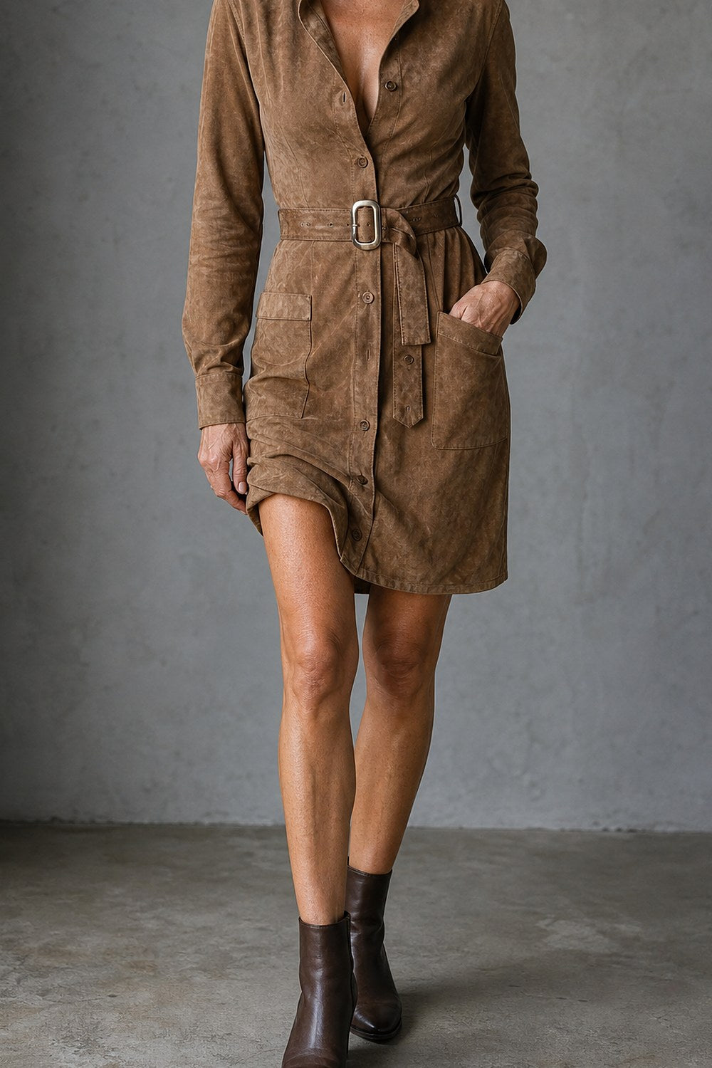 Sanne Suède Blousejurk in Camel – vooraanzicht